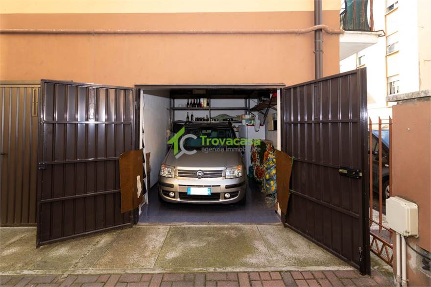 garage