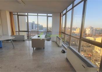 DIREZIONALE 70, Ufficio di mq 160 circa