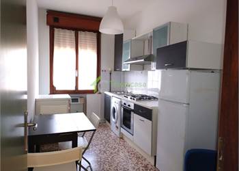 Bilocale zona Università libero subito